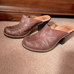 Brown Leather Sofft Clogs